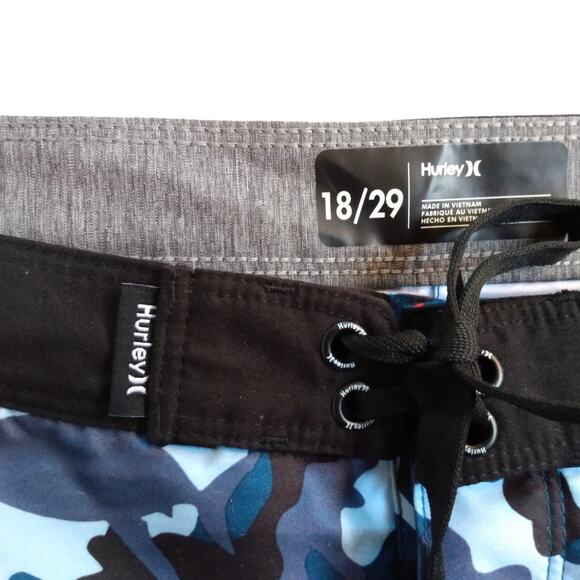 Hurley Men’s Shark Camo Board Shorts Size 18/29 Blue Swim Trunks Surf Beach - Picture 7 of 10